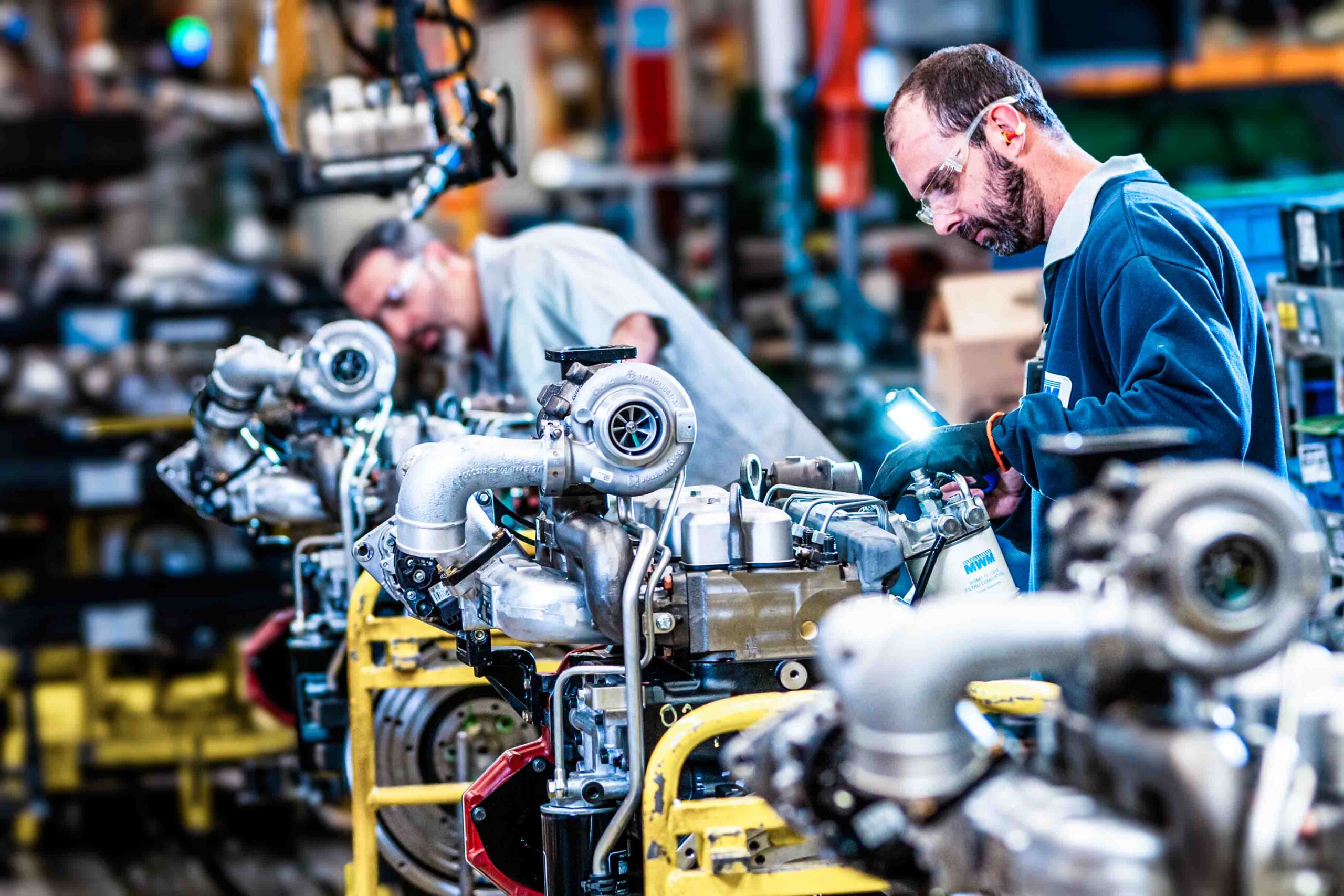 Excellence in Engine Manufacturing Contracts - Complete and integrated solutions